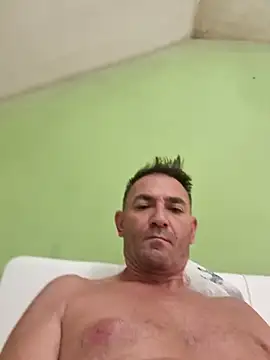 IMGTomi online show from September 30, 2025, 3:33 am