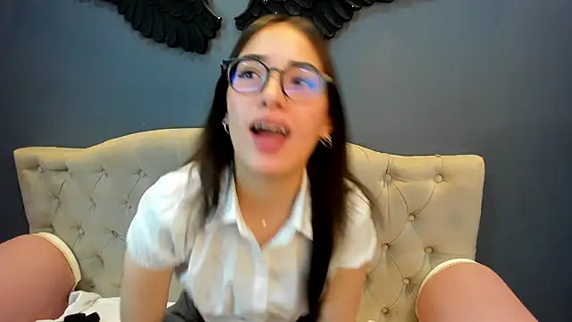 Gara Himari online show from November 3, 2025, 7:59 pm