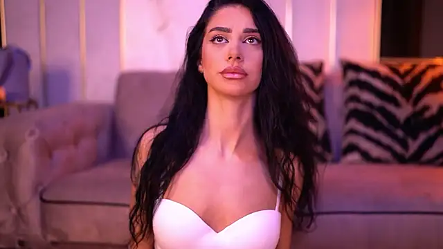 ArinaCarter online show from October 27, 2025, 6:12 pm