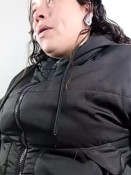  honey12 online show from September 26, 2025, 12:31 pm