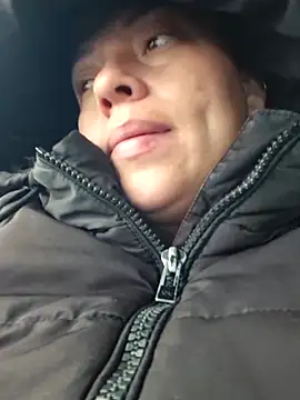  honey12 online show from September 30, 2025, 12:10 pm