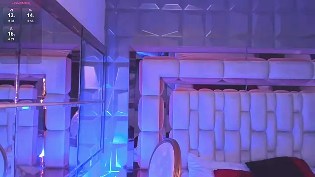 kayla roxxe online show from September 23, 2025, 12:41 pm