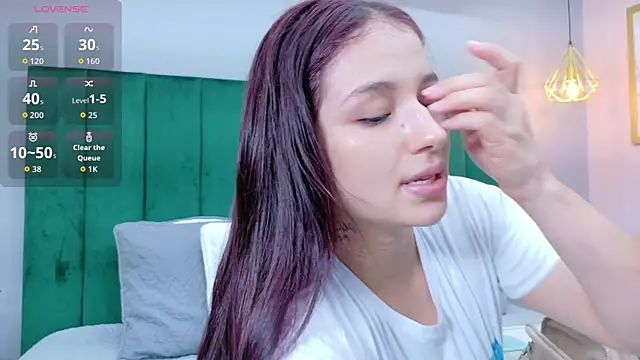 Ashley Evans22 online show from March 26, 2026, 9:31 pm