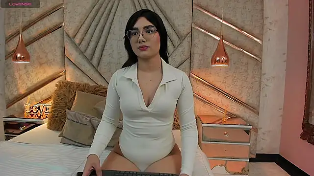 EvaKouper online show from September 16, 2025, 11:11 am