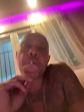 Snapshot of gitanomadrid chatting on July 6, 2026, 12:29 am gitanomadrid online show from July 6, 2026, 12:29 am