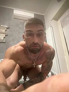 GmGit online show from October 24, 2025, 2:52 am