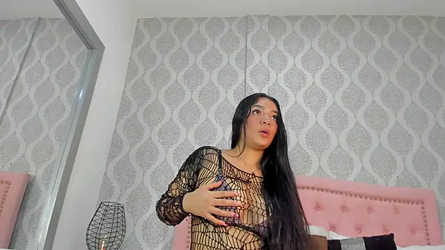 Zahara  18 online show from September 25, 2025, 3:32 am