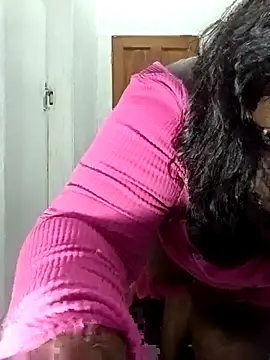 ASSQUEEN37Xx online show from April 21, 2026, 8:01 pm