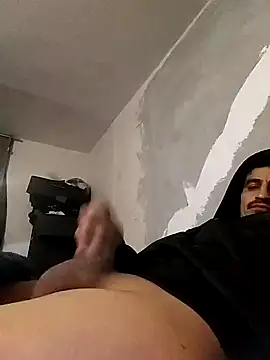 Snapshot of Arce92 chatting on December 18, 2025, 11:16 am Arce92 online show from December 18, 2025, 11:16 am