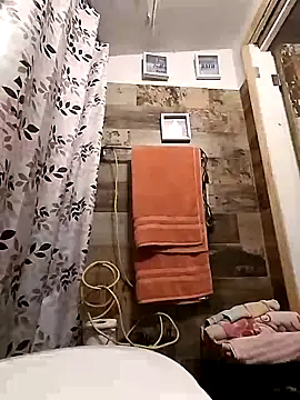 Snapshot of Arce92 chatting on February 25, 2026, 7:29 am Arce92 online show from February 25, 2026, 7:29 am