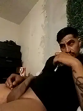 Snapshot of Arce92 chatting on March 9, 2026, 1:42 am Arce92 online show from March 9, 2026, 1:42 am