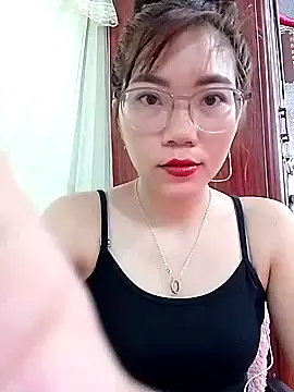 MyMy08 online show from December 3, 2025, 12:25 pm