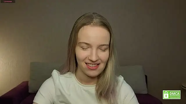 HongTomczak online show from April 10, 2026, 7:35 am