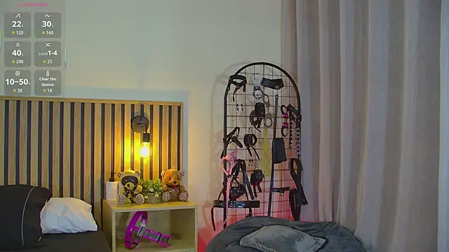 emma morales  online show from April 9, 2026, 1:16 pm