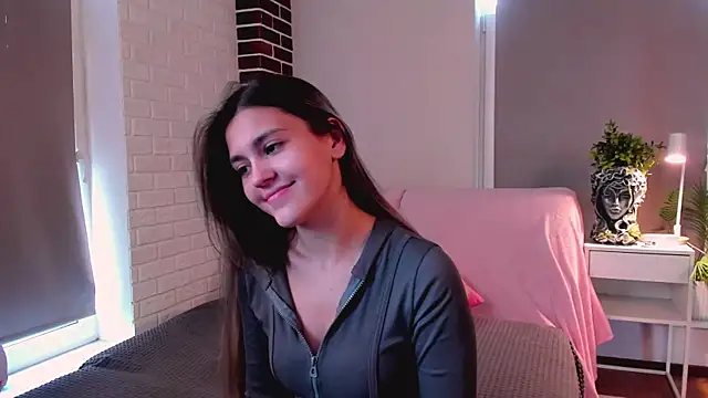 TrudyPastel online show from September 14, 2025, 8:24 am