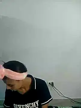 ValeBellanova online show from September 20, 2025, 4:35 am