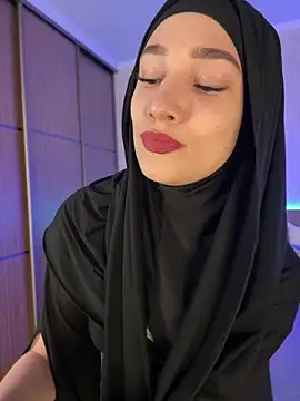 SugarDanger online show from April 22, 2026, 5:32 am