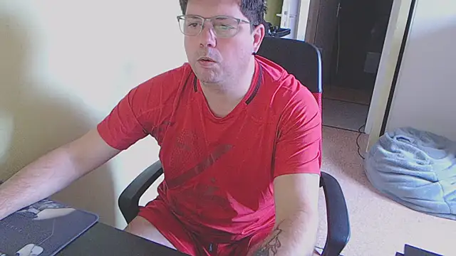 blueandwhite1 online show from February 22, 2025, 9:01 am