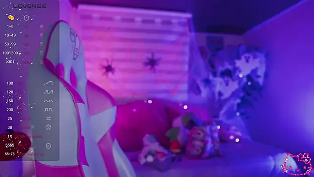 Snapshot of _chloe_moons_ chatting on October 10, 2025, 11:26 pm chloe moons online show from October 10, 2025, 11:26 pm