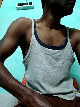 ShinuRoy online show from November 30, 2025, 11:42 pm