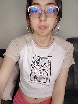 AnnieSparkle online show from September 17, 2025, 3:19 am