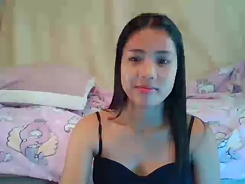 AnnewithanE online show from October 20, 2025, 4:46 am