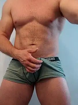 AlphaGymMale online show from October 3, 2025, 8:33 am