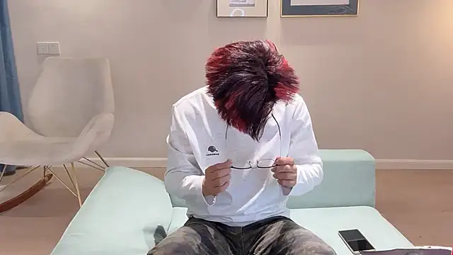 STxuguanhan online show from October 15, 2025, 7:30 am