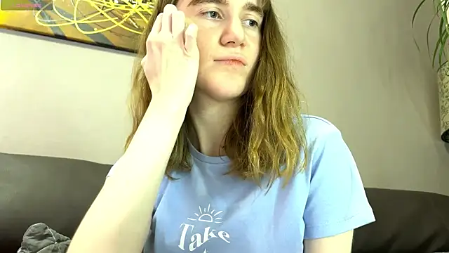 velina   online show from September 21, 2025, 7:59 pm