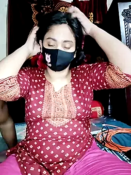 mou002xh online show from October 5, 2025, 5:11 pm