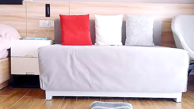 Tianxin6 online show from September 30, 2025, 12:15 am