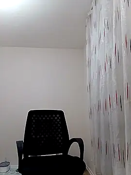 Ozi1910 online show from September 10, 2025, 6:41 pm