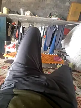 choot paglu online show from October 25, 2025, 5:37 am