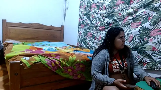 69smallstar online show from July 24, 2026, 11:41 am