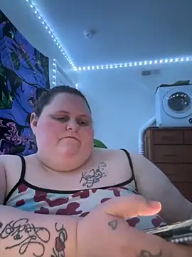 bigmamavirgo01 online show from November 25, 2025, 3:56 pm