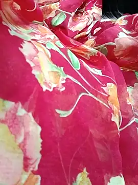 Hot pooja55 online show from October 5, 2025, 2:10 am