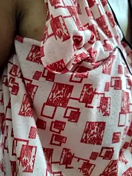 Hot pooja55 online show from April 14, 2026, 8:20 am