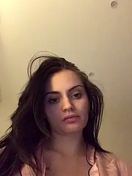 prettylittlefooxy online show from November 10, 2025, 1:26 am