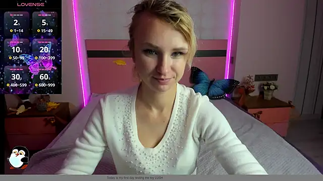 MeryMidnight online show from November 18, 2025, 6:51 am