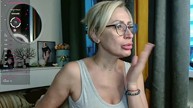 Snapshot of PamellaMurphy chatting on June 30, 2026, 12:00 am PamellaMurphy online show from June 30, 2026, 12:00 am