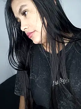 cazumyy online show from December 5, 2025, 11:52 am