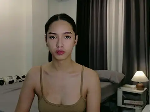Snapshot of Blaire_Samantha chatting on July 2, 2026, 10:21 am Blaire Samantha online show from July 2, 2026, 10:21 am
