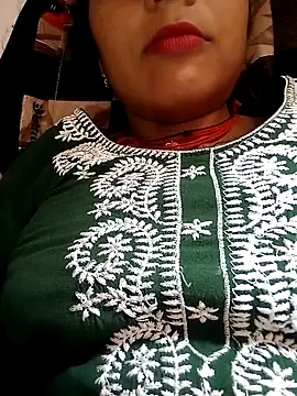 Hot-yuo84 online show from September 23, 2025, 6:16 am