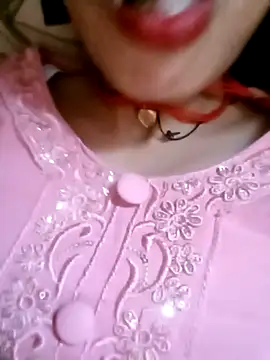 Hot-yuo84 online show from September 24, 2025, 8:39 am