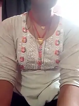 Hot-yuo84 online show from November 6, 2025, 8:15 am