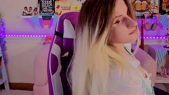 Sonia Meow online show from September 26, 2025, 5:22 am