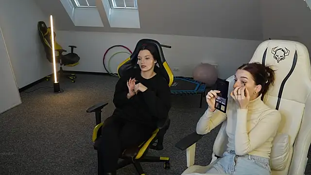  Lili 054 online show from November 20, 2025, 11:10 am