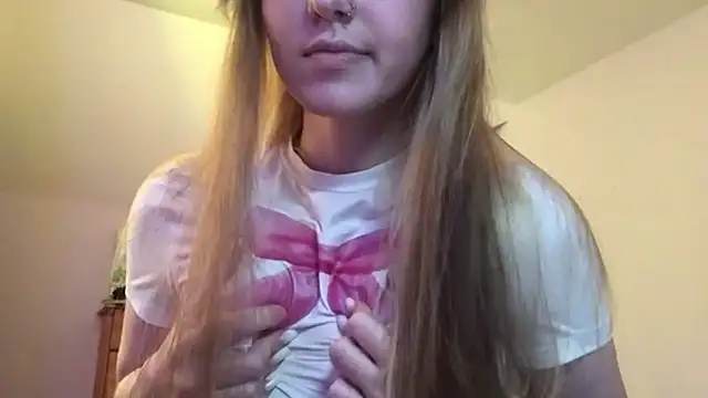 SiIver Dawn online show from September 19, 2025, 1:23 pm