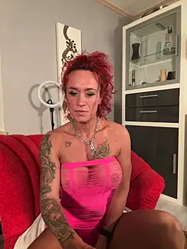 Hotmilfhamburg1 online show from October 4, 2025, 4:43 am