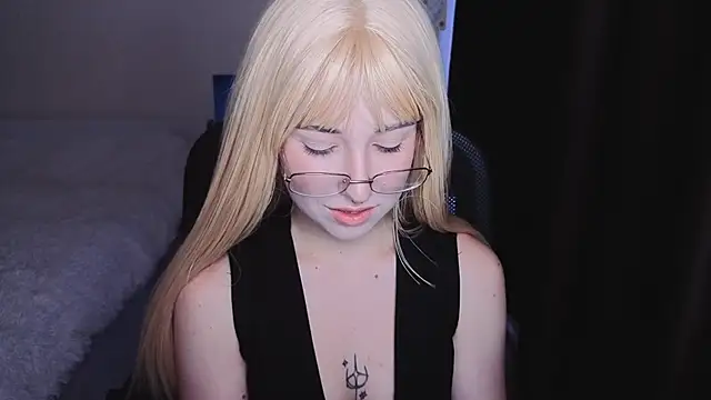 YukiMisa online show from September 20, 2025, 3:35 pm